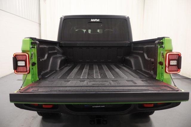 new 2025 Jeep Gladiator car, priced at $53,696