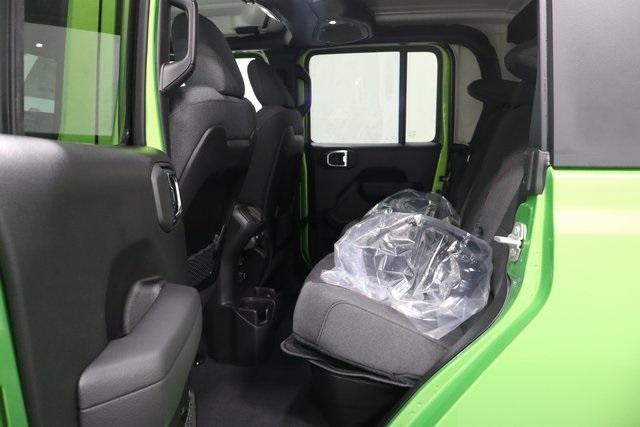 new 2025 Jeep Gladiator car, priced at $53,696