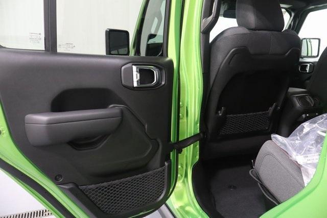 new 2025 Jeep Gladiator car, priced at $53,696