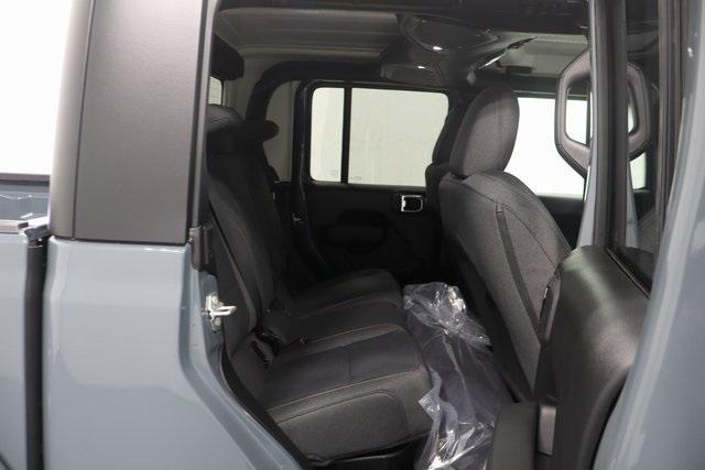 new 2025 Jeep Gladiator car, priced at $46,775