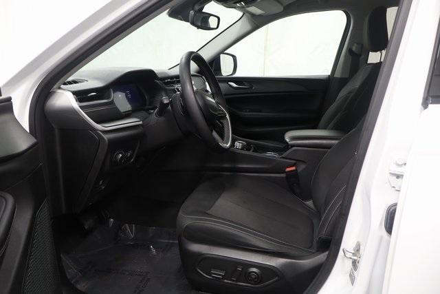 used 2023 Jeep Grand Cherokee L car, priced at $25,000