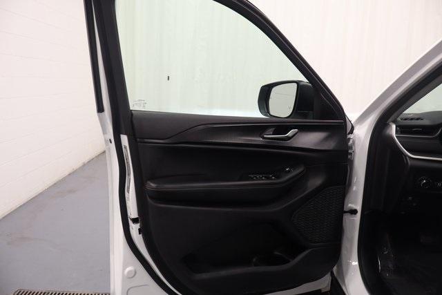used 2023 Jeep Grand Cherokee L car, priced at $25,000