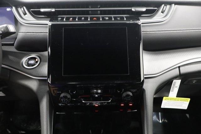 new 2025 Jeep Grand Cherokee car, priced at $39,999