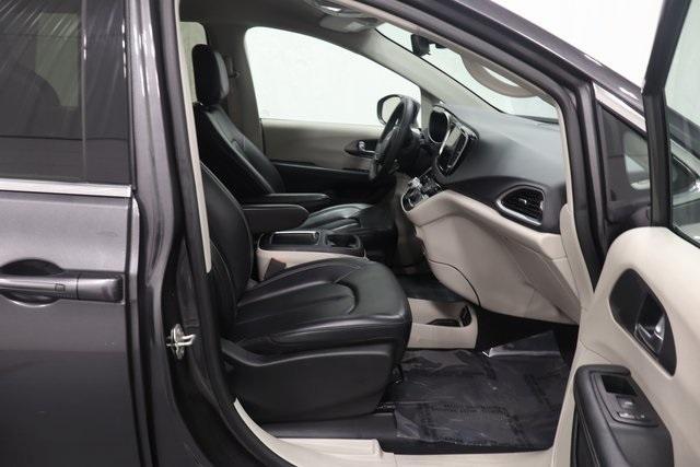 used 2023 Chrysler Pacifica car, priced at $21,500