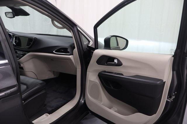 used 2023 Chrysler Pacifica car, priced at $21,500