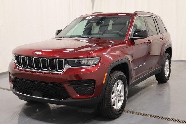 new 2025 Jeep Grand Cherokee car, priced at $35,106