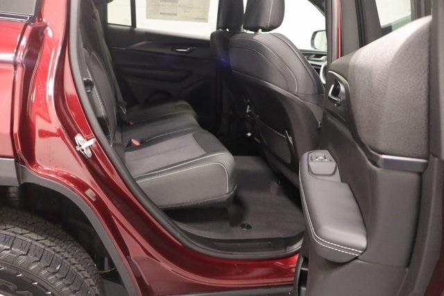 new 2025 Jeep Grand Cherokee car, priced at $35,106