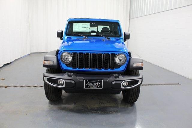 new 2024 Jeep Gladiator car, priced at $43,995