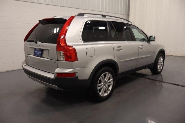 used 2009 Volvo XC90 car, priced at $4,595