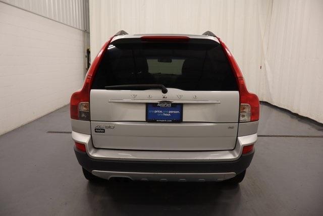 used 2009 Volvo XC90 car, priced at $4,595
