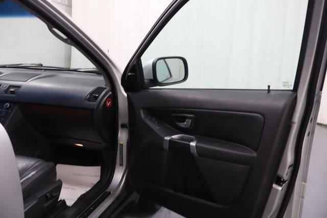 used 2009 Volvo XC90 car, priced at $4,595