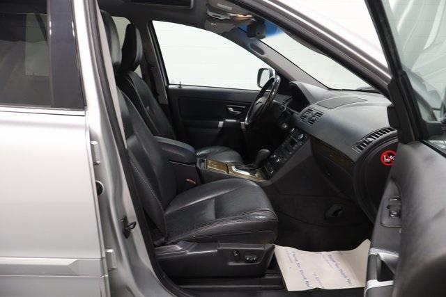 used 2009 Volvo XC90 car, priced at $4,595