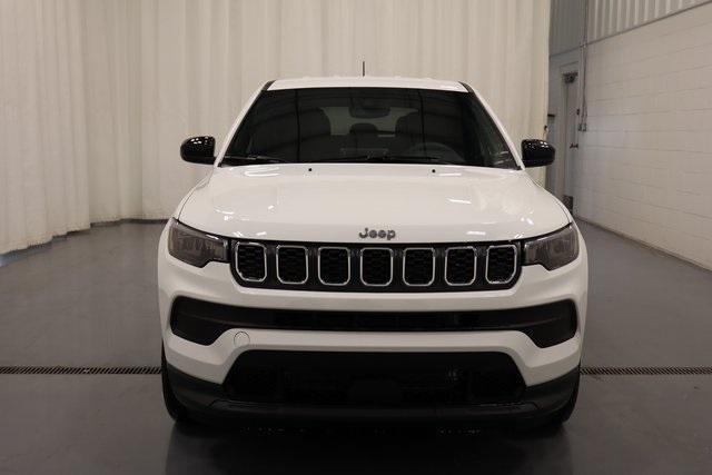 new 2025 Jeep Compass car, priced at $27,495