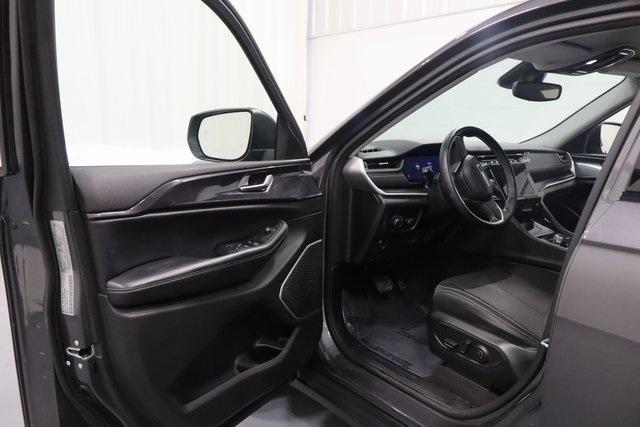 used 2021 Jeep Grand Cherokee L car, priced at $23,995