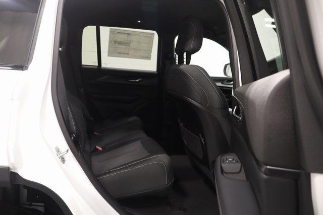 new 2025 Jeep Grand Cherokee car, priced at $34,570