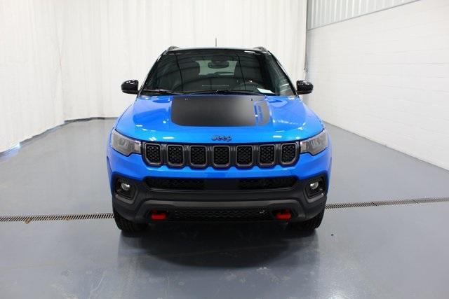 new 2024 Jeep Compass car, priced at $36,500