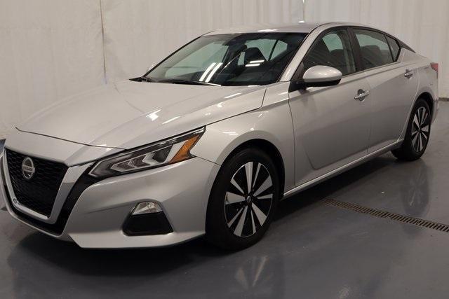 used 2022 Nissan Altima car, priced at $17,995