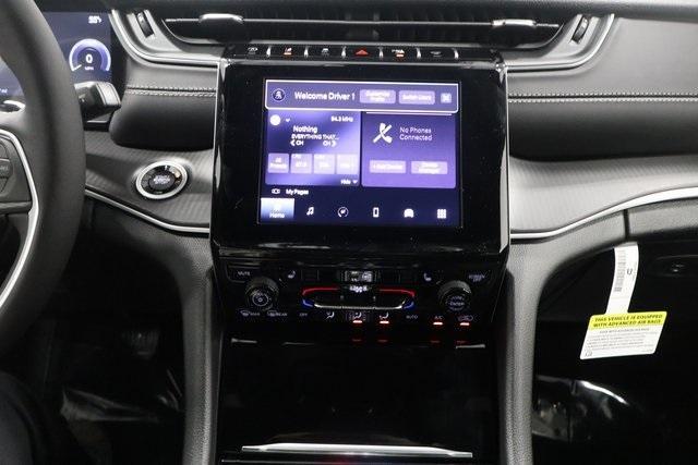 new 2025 Jeep Grand Cherokee car, priced at $39,960