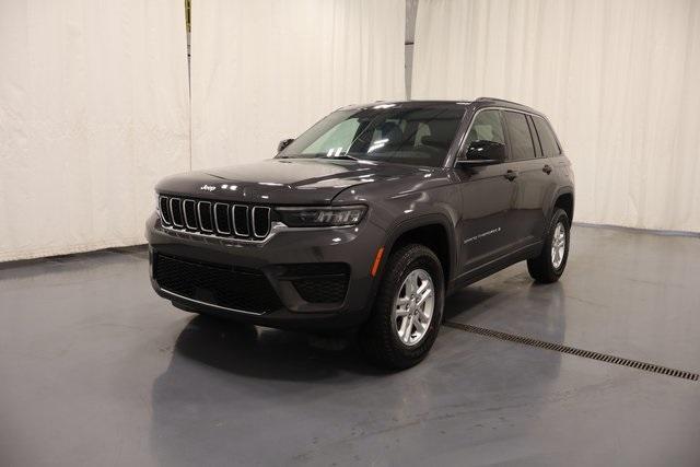 new 2025 Jeep Grand Cherokee car, priced at $39,589