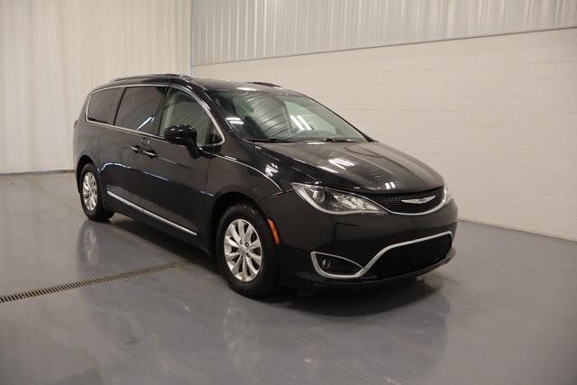 used 2018 Chrysler Pacifica car, priced at $14,000