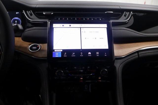 new 2025 Jeep Grand Cherokee car, priced at $64,742