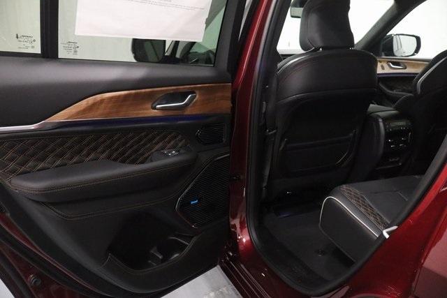 new 2025 Jeep Grand Cherokee car, priced at $64,742