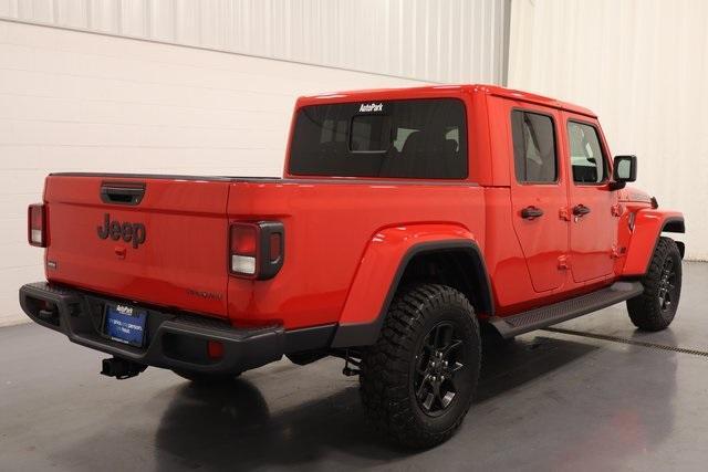 new 2025 Jeep Gladiator car, priced at $46,938