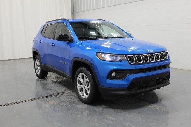 new 2024 Jeep Compass car, priced at $31,500