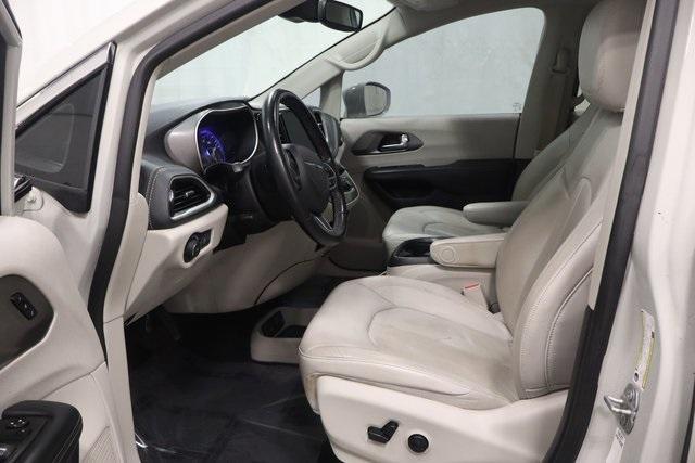 used 2021 Chrysler Pacifica car, priced at $17,995