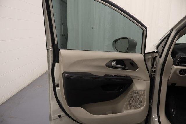 used 2021 Chrysler Pacifica car, priced at $17,995