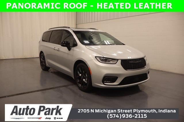 new 2026 Chrysler Pacifica car, priced at $46,905