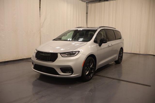 new 2026 Chrysler Pacifica car