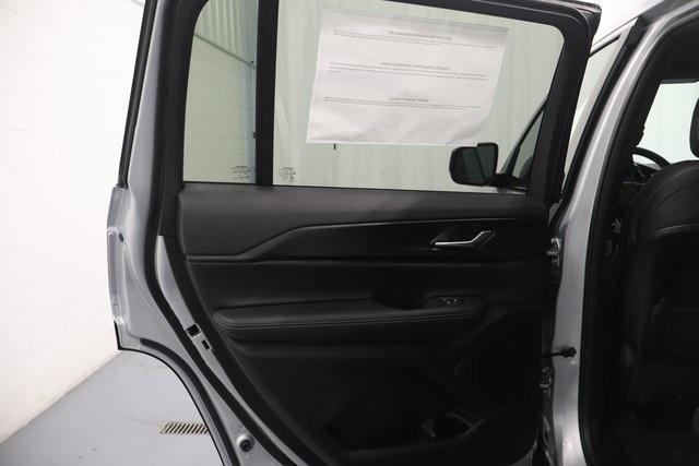 new 2025 Jeep Grand Cherokee L car, priced at $40,198