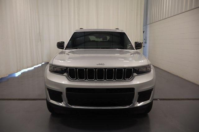 new 2025 Jeep Grand Cherokee L car, priced at $40,198
