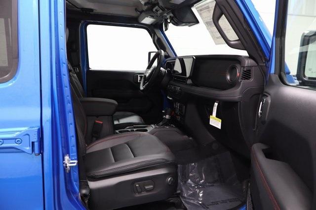new 2025 Jeep Wrangler car, priced at $62,649