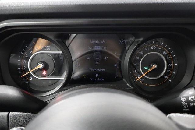 new 2025 Jeep Wrangler car, priced at $62,649
