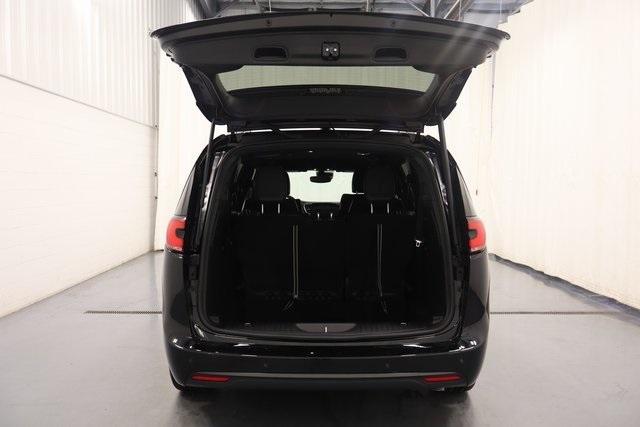 new 2026 Chrysler Pacifica car, priced at $41,857