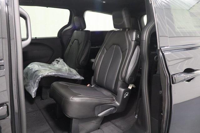 new 2026 Chrysler Pacifica car, priced at $41,857