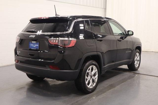 new 2025 Jeep Compass car, priced at $25,500