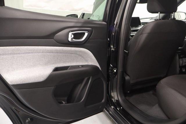 new 2025 Jeep Compass car, priced at $25,500