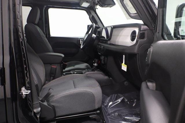 new 2025 Jeep Gladiator car, priced at $47,977
