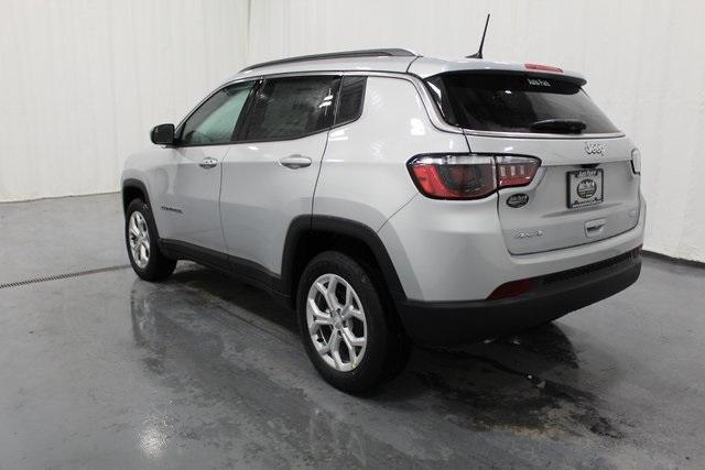 new 2024 Jeep Compass car, priced at $30,500