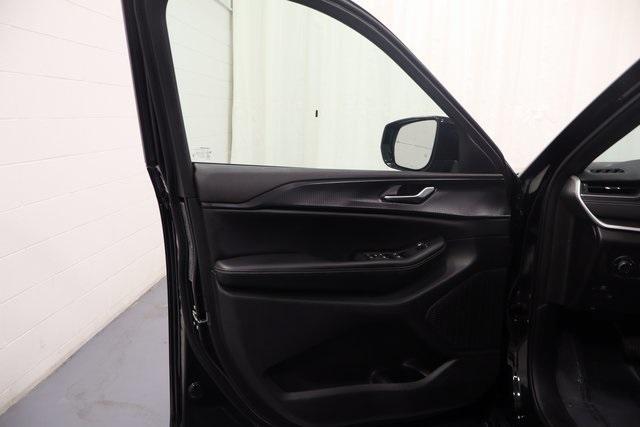 used 2023 Jeep Grand Cherokee L car, priced at $28,000