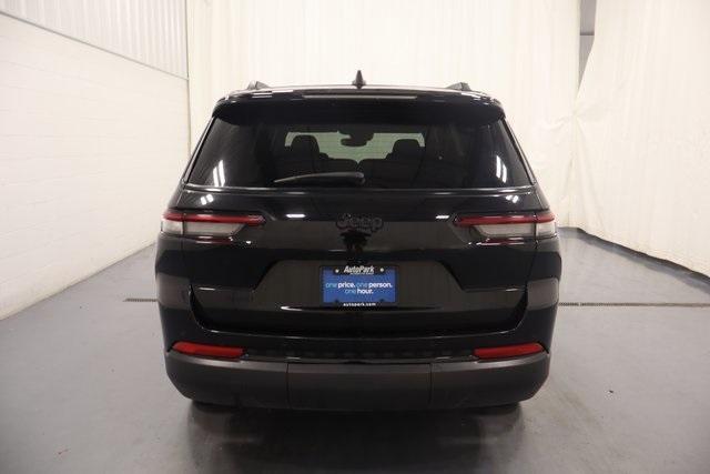 used 2023 Jeep Grand Cherokee L car, priced at $28,000