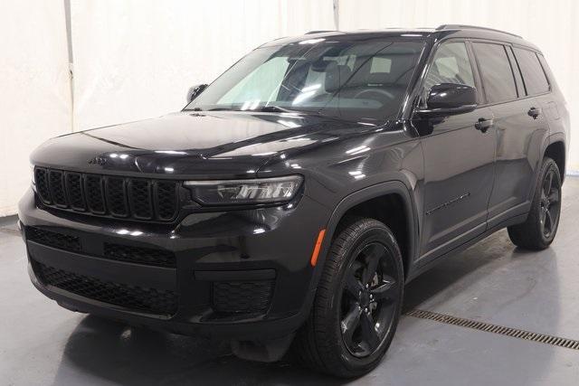 used 2023 Jeep Grand Cherokee L car, priced at $28,000