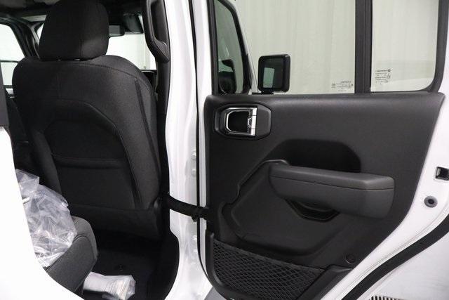 new 2025 Jeep Gladiator car, priced at $46,481