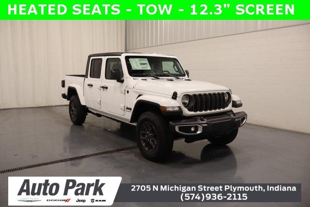 new 2025 Jeep Gladiator car, priced at $42,405
