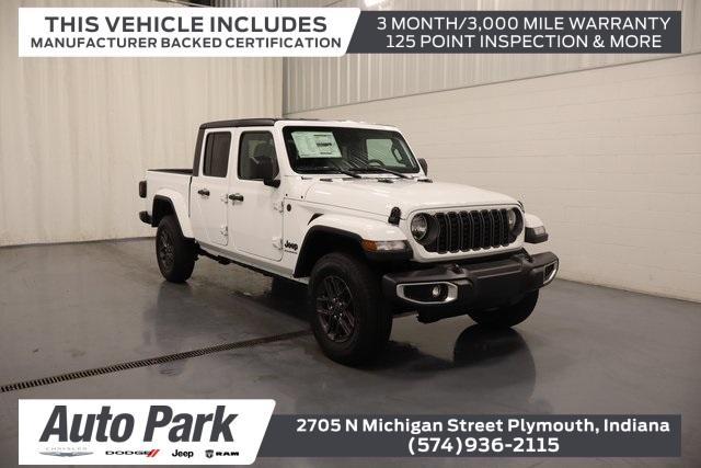 new 2025 Jeep Gladiator car, priced at $46,481