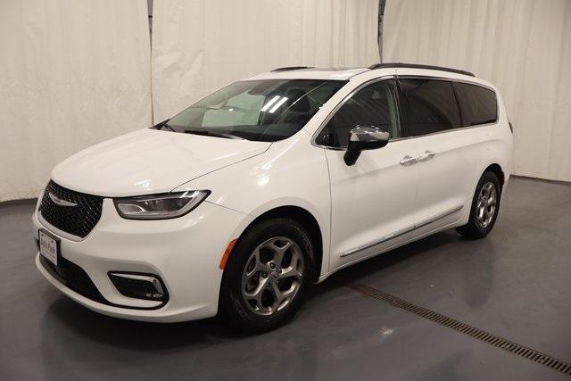 used 2023 Chrysler Pacifica car, priced at $26,995