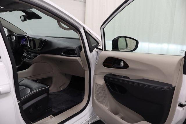 used 2023 Chrysler Pacifica car, priced at $26,995